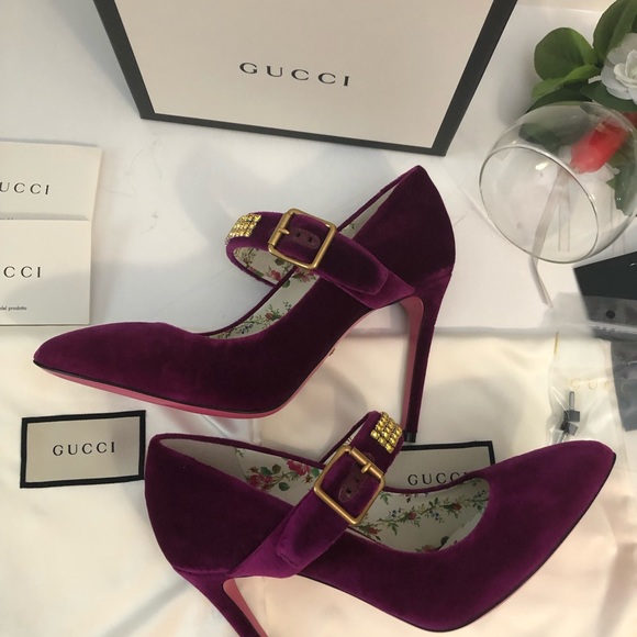 🤫Gucci soft velvet fuchsia shoes 🥰 - Picture 5 of 6
